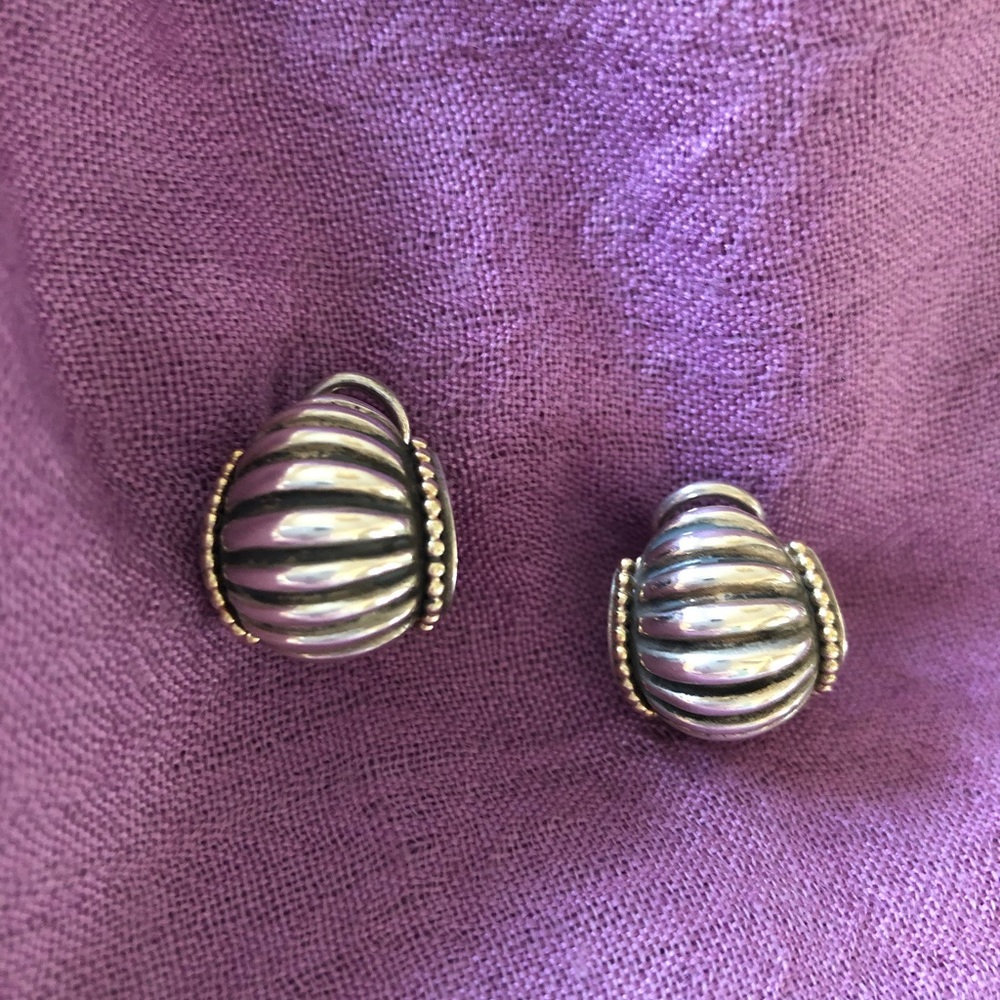 Lagos Caviar hoop style earring